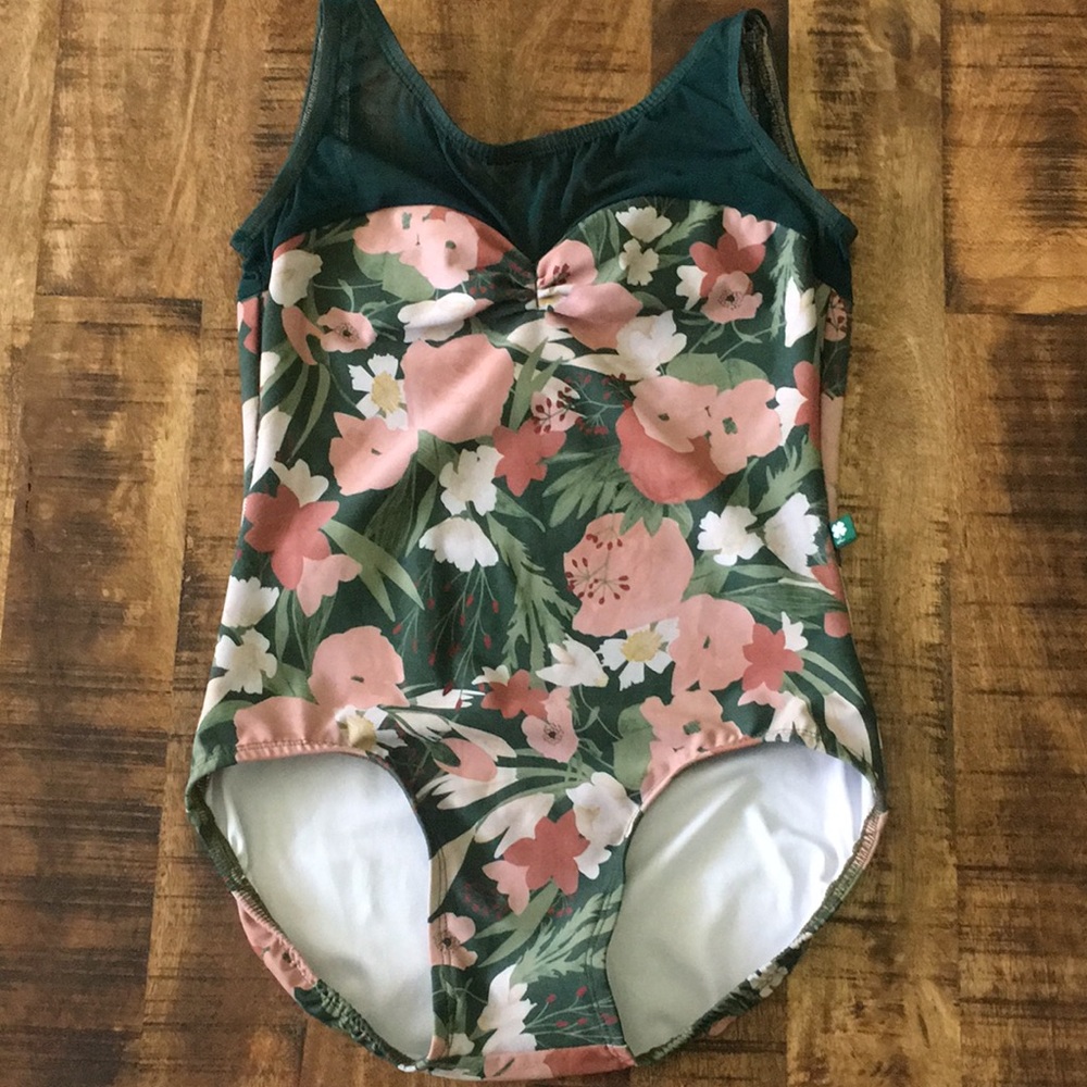 Lucky Leo Magnolia and Emerald Mesh Acorn Leotard